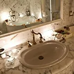 Frühstückspension Palazzo Volta Boutique Luxury B&B 4*