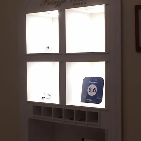 Bed & Breakfast Palazzo Volta Boutique Luxury B&B 4*