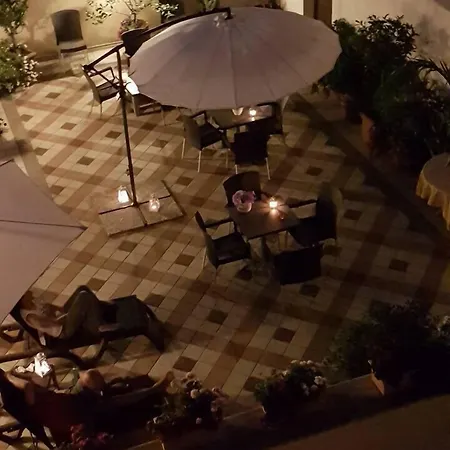 Bed & Breakfast Palazzo Volta Boutique Luxury B&B