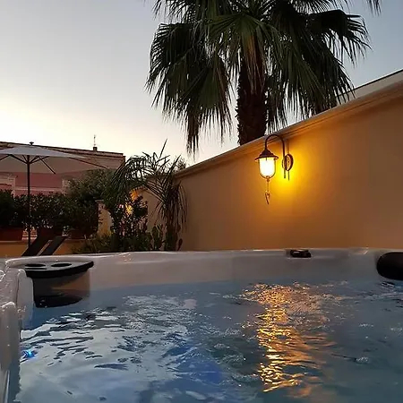 Palazzo Volta Boutique Luxury לינה וארוחת בוקר